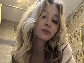 hot cam play GwendolineMoore
