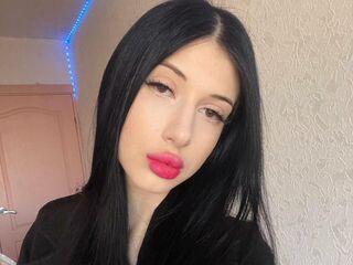 cam girl playing with vibrator NellyEvan