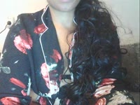 Ik ben een exotische, prachtige Caribische dame met een ongekende passie voor het leven en alles wat erbij komt kijken. Mijn warme uitstraling en sensuele energie zullen je direct betoveren, en ik ben hier om je mee te nemen op een reis van verleiding en plezier.Ben jij op zoek naar een hete, verleidelijke ervaring die je niet snel zult vergeten? Kom dan bij mij, de Caribische stoute dame die weet wat ze doet. Ik combineer de passie van de tropen met een ondeugende flair die jou gegarandeerd in vuur en vlam zal zetten.Met mijn exotische charme, speelse houding en avontuurlijke geest neem ik je mee naar een wereld van plezier en opwinding. Of je nu hebt in een flirterige chat, een uitdagend spel of iets dat je grenzen opzoekt, ik ben hier om jouw verlangens te vervullen.Dus, waar wacht je nog op? Kom bij mij en ontdek de magie van de Cariben, direct vanuit de privacy van jouw scherm. Ik ben klaar om je te verrassen, te prikkelen en je te laten verlangen naar meer. Durf jij het aan?