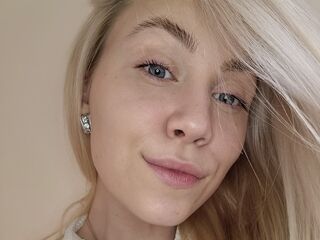 dirty cam show AmmaMia