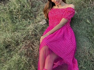 nude webcamgirl AngelOne