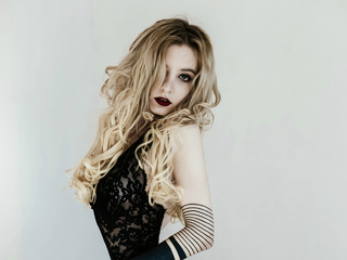 babe cam AngelikaMoebius