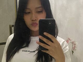 naked girl with cam fingering BerniceMaguire