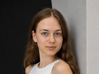 adult free chat CleoraClouden
