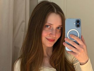 naked girl with cam masturbating EmmaSagge