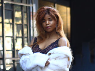 hot naked cam girl FifiCaramel