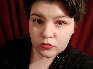 sex cam show IonyEllaa