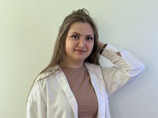 hot webcam MildaTaddio