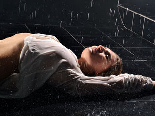 camwhore naked NadinOldman