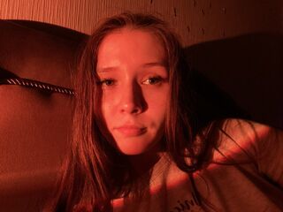 camgirl playing with vibrator NguyetBuchetto