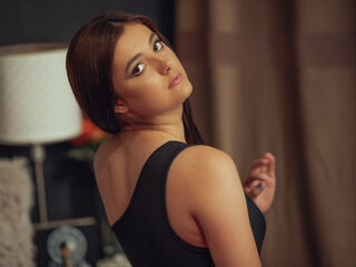 topless webcamgirl SophiaVilner