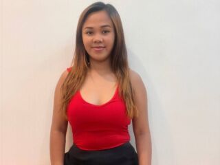 fingering camslut YenMendoza