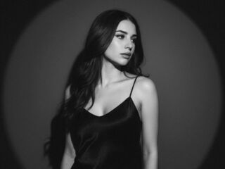 beautiful webcam girl CharlaDaponte