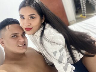live camgirl fucked in ass EmilieAndDylan
