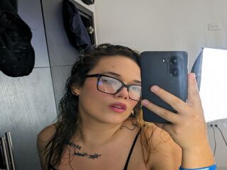 adult couple cam ManeAndJulia
