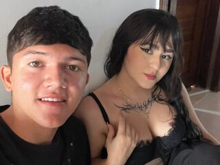couple bedroom live cam NathalyandJacob