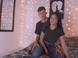 adult couple live show SarahandMarck