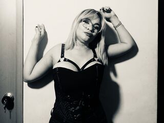 fetish girl live BelliniSarah