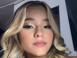 dity cam show AaishaCollin