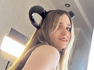 hot chatroom AaliceWalter