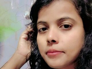 beautiful cam girl AishwariaRaie