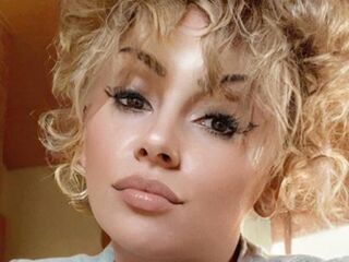 hot cam whore AlexisGray