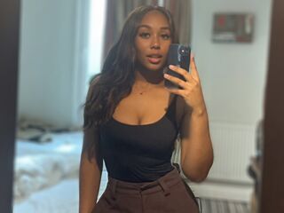 camgirl porn cam AlynaRoss