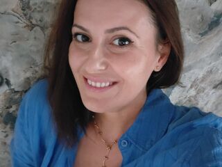 free live chat AmazingIsBack