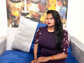 live webcam model AnnaRevolt
