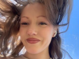 live cam girl AnnikaRodrigez