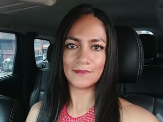 hot cam girl masturbating with vibrator AntonellAdiosa