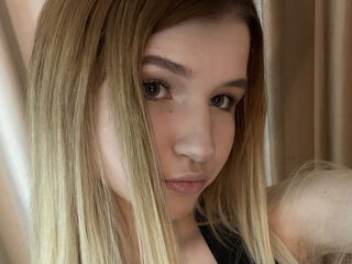 chatroom cam AraPosey