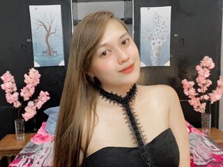camgirl playing with vibrator ArianaHaxley