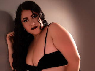 live chatroom ArieWilde