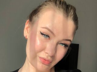 hot cam girl ArlettaVatter