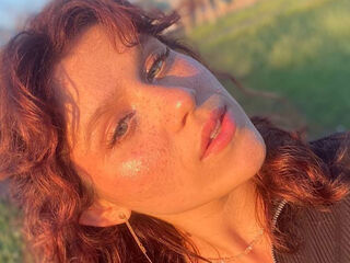 chatrubate cam girl picture AstridChing