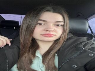 free webcam AvelineMyst