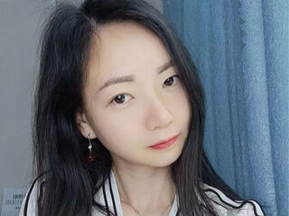 naughty camgirl fingering shaved pussy BaomiGirls