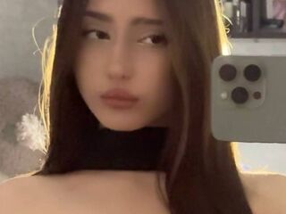 teaser web cam BellaJersiquins