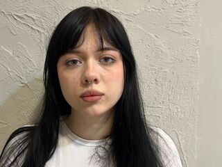 naked girl with webcam masturbating with sextoy BillieMilash