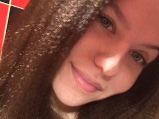 camwhore spreading pussy BridgetPoudrier