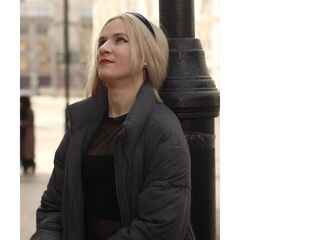 free jasmin cam CarinGoodwin