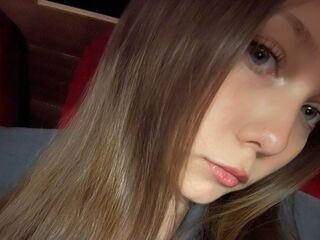 live cam girl pic CleliaGuynup