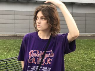 live free chat CorinneKeidong