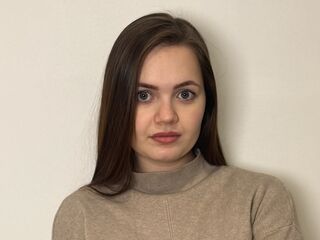 nude webcamgirl picture DaleSchissler