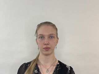 cam girl showing pussy DarcieWidmer
