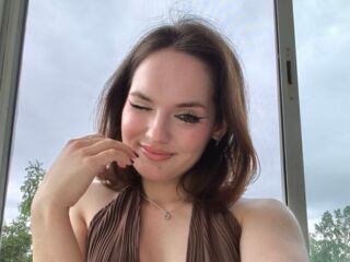 naked cam girl masturbating with vibrator DebraBoo