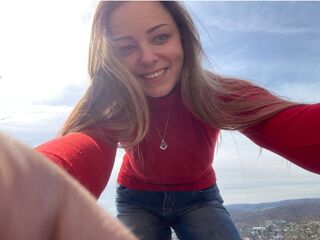 hot naked camgirl DeeLorrie