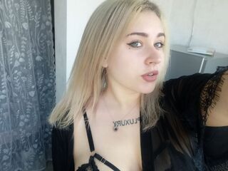 fingering girl DinahSalimas