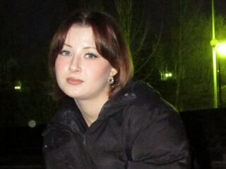 girl showing tits ElizabethGrochma